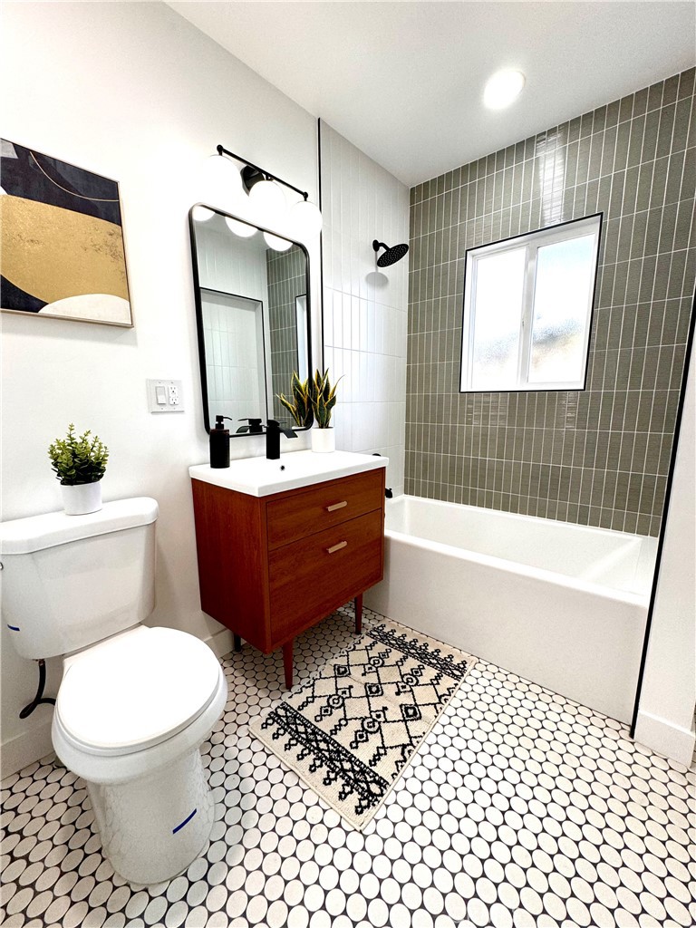 5540 E Carita Street