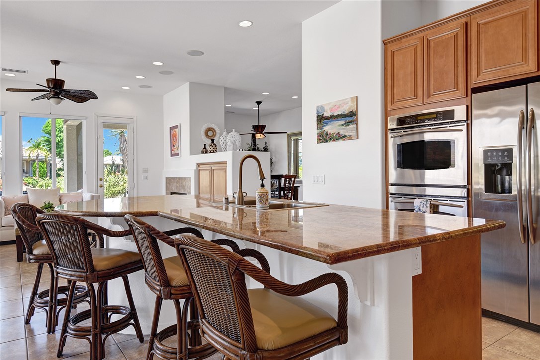 6 Pyramid Lake Court