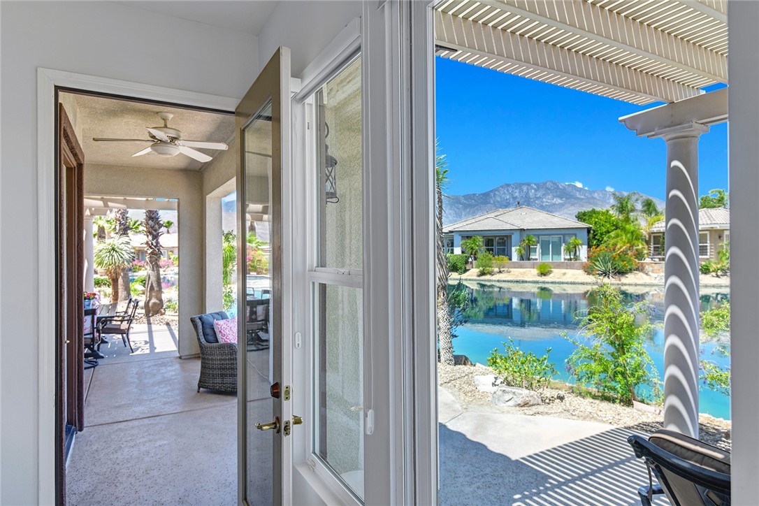 6 Pyramid Lake Court