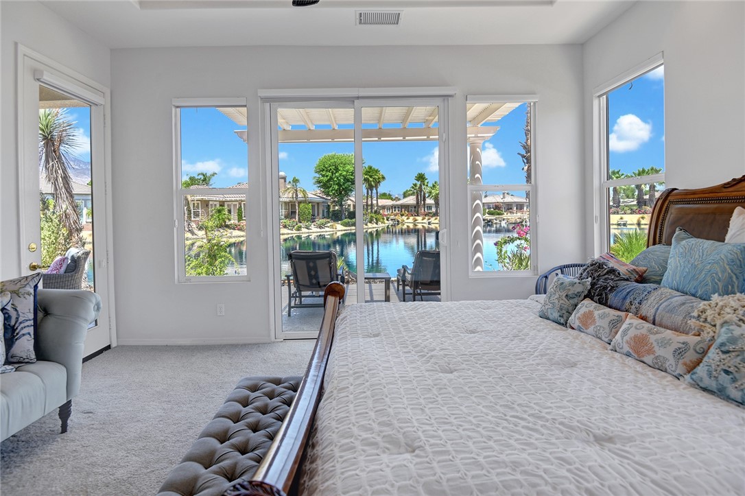 6 Pyramid Lake Court