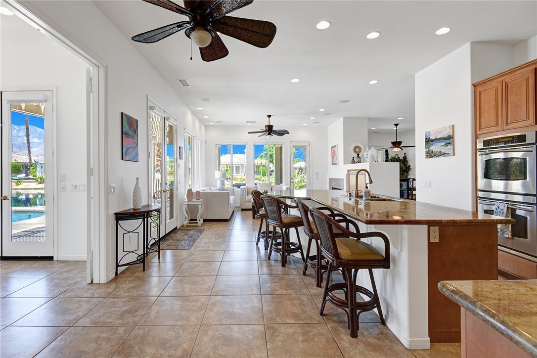 6 Pyramid Lake Court