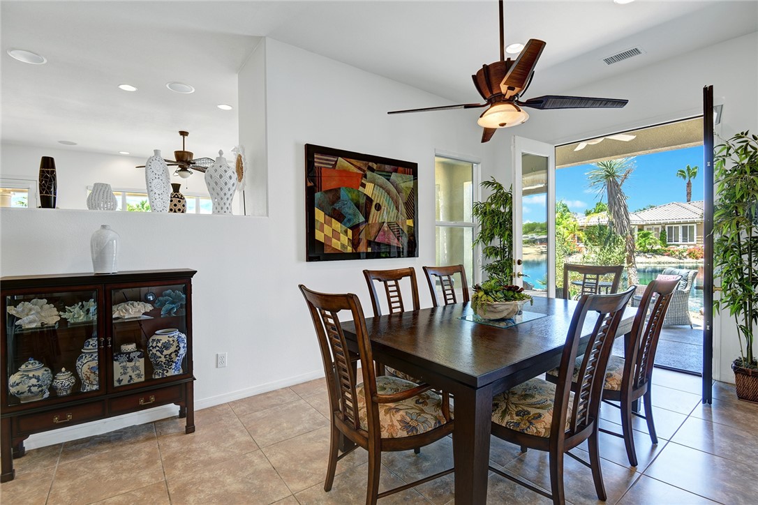 6 Pyramid Lake Court
