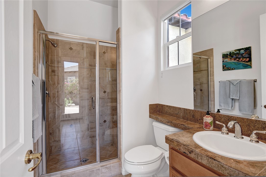 6 Pyramid Lake Court