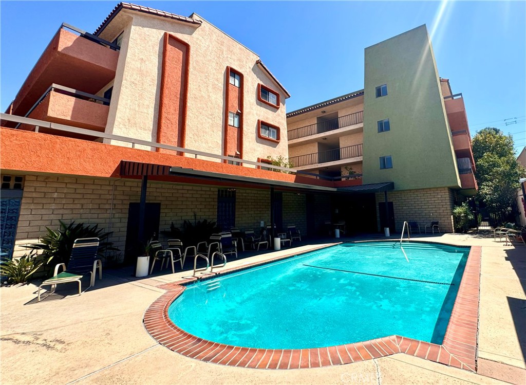 5001 E Atherton Street 402