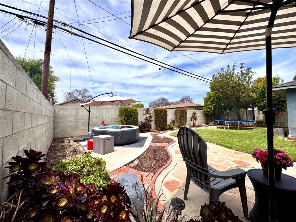 2257 N Bellflower Boulevard