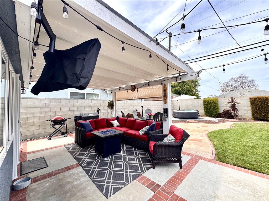 2257 N Bellflower Boulevard