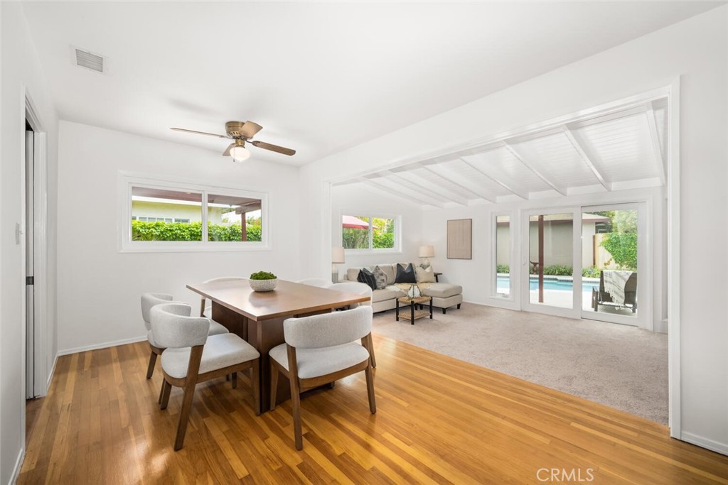 6064 E Oakbrook Street