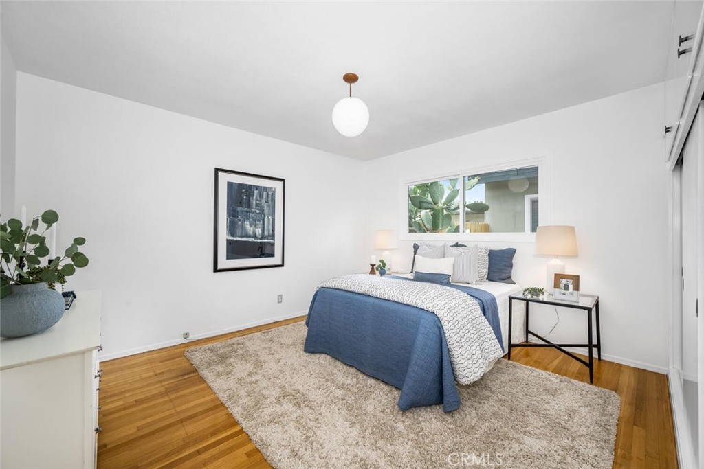 6064 E Oakbrook Street