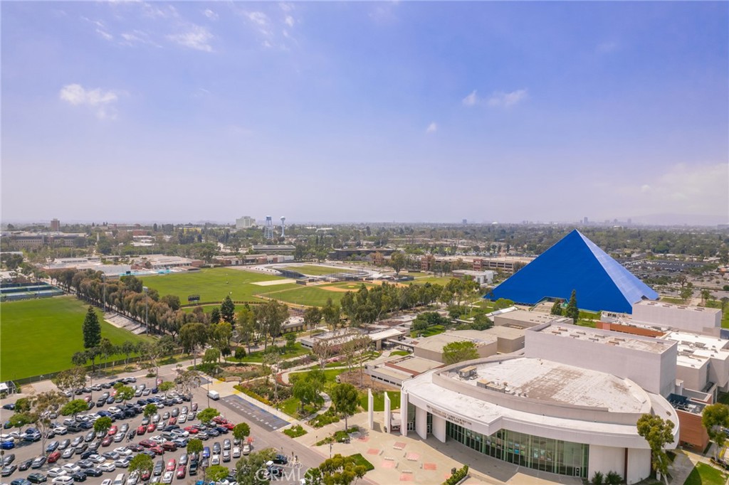 6064 E Oakbrook Street