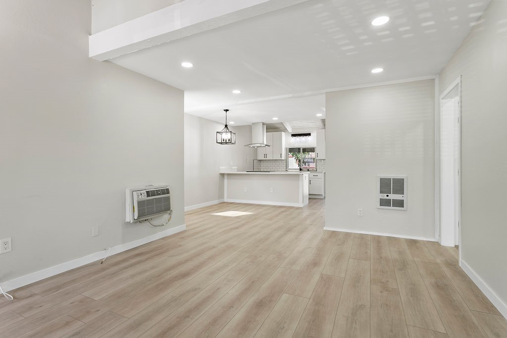 1030 W MacArthur Boulevard 132