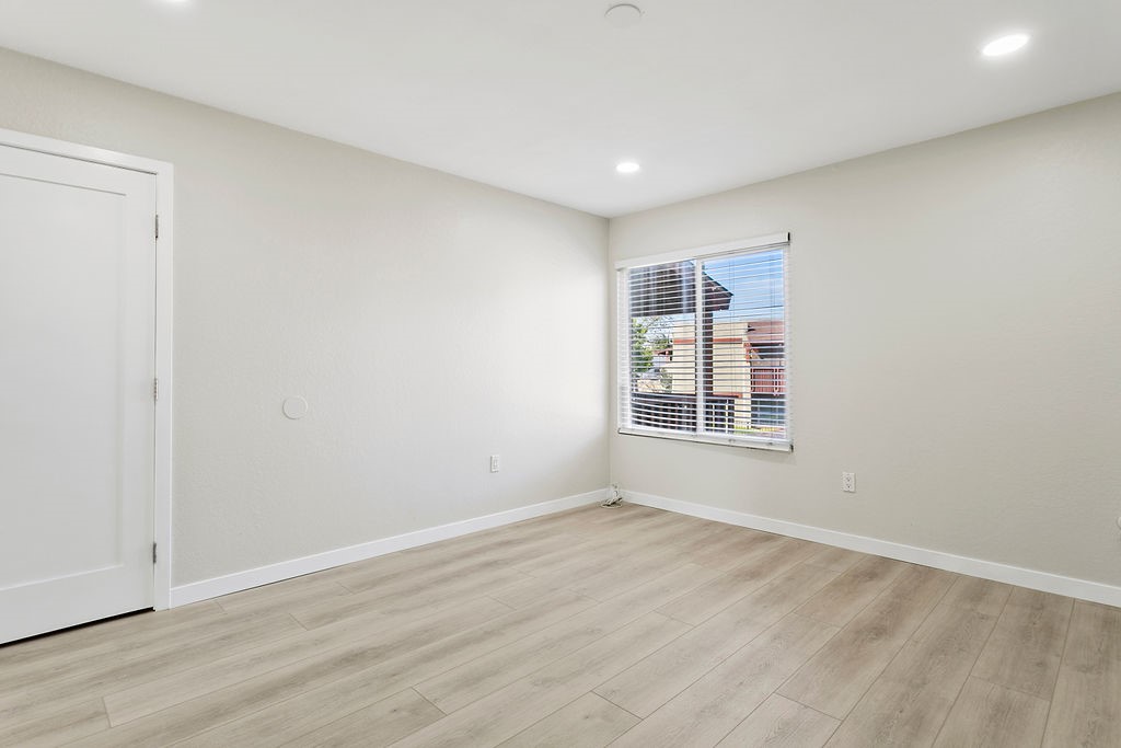 1030 W MacArthur Boulevard 132