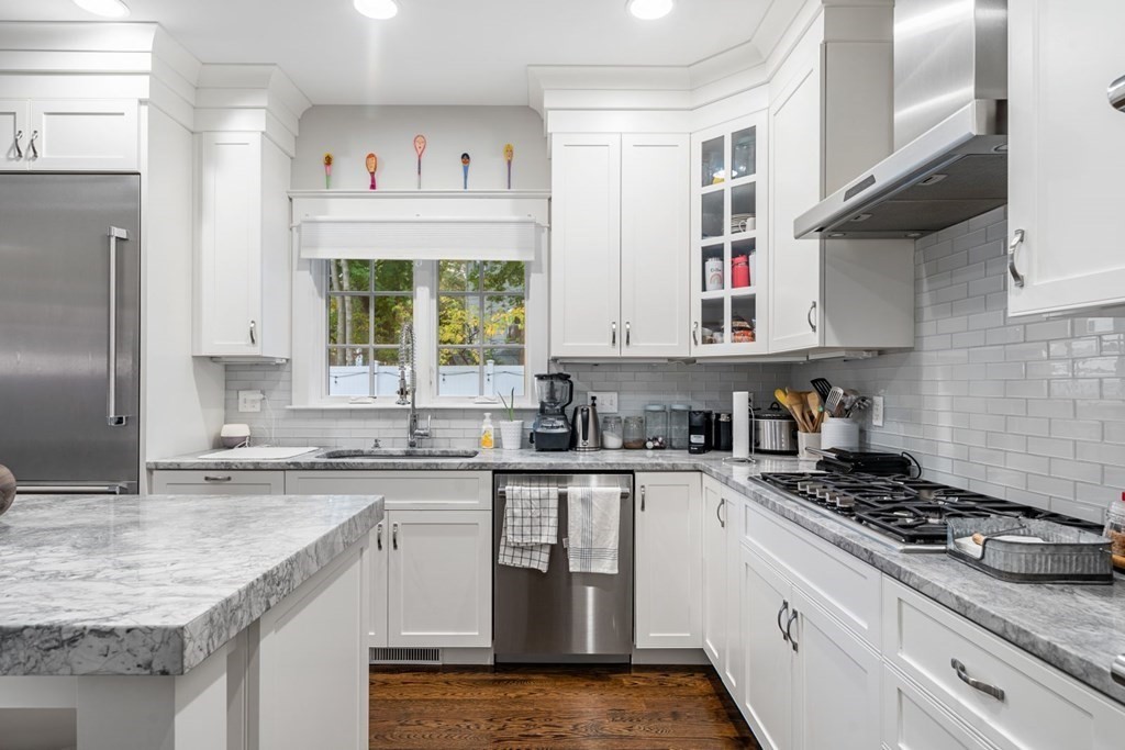 23 Troy Ln # 23