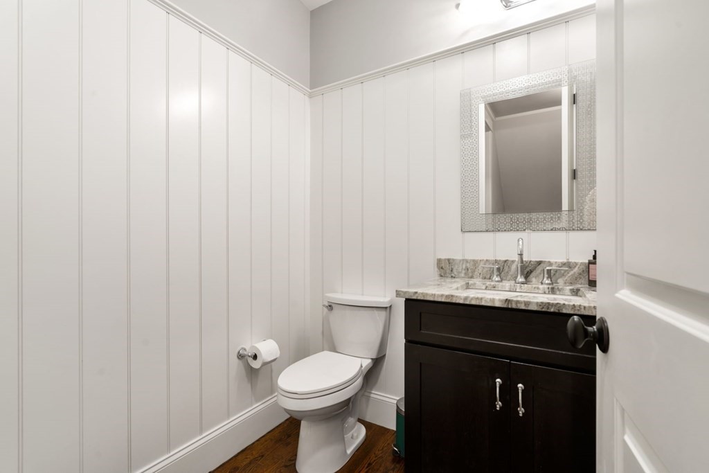 23 Troy Ln # 23