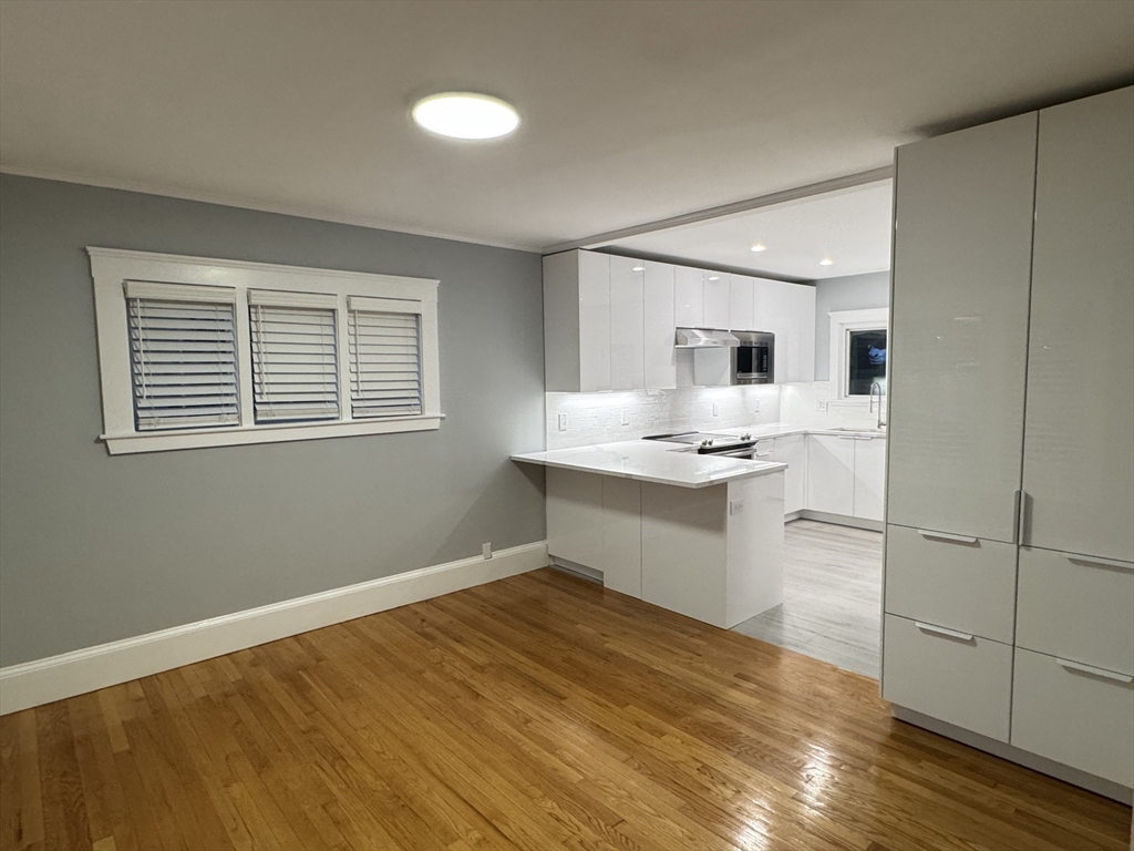 2075 Beacon St # 2075