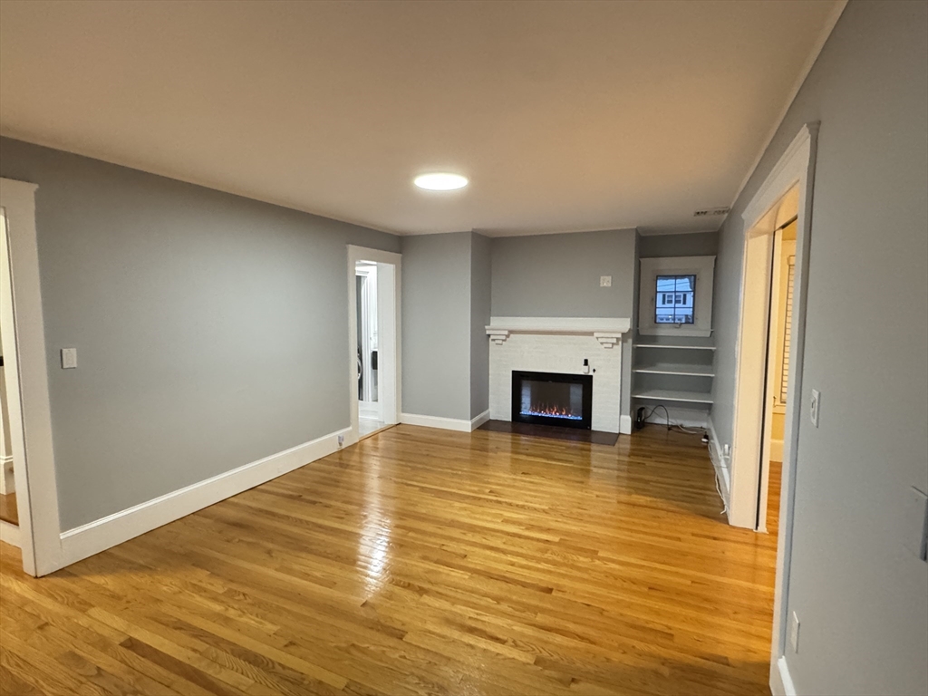 2075 Beacon St # 2075