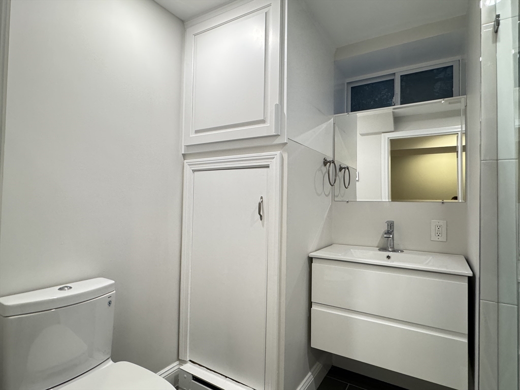 2075 Beacon St # 2075