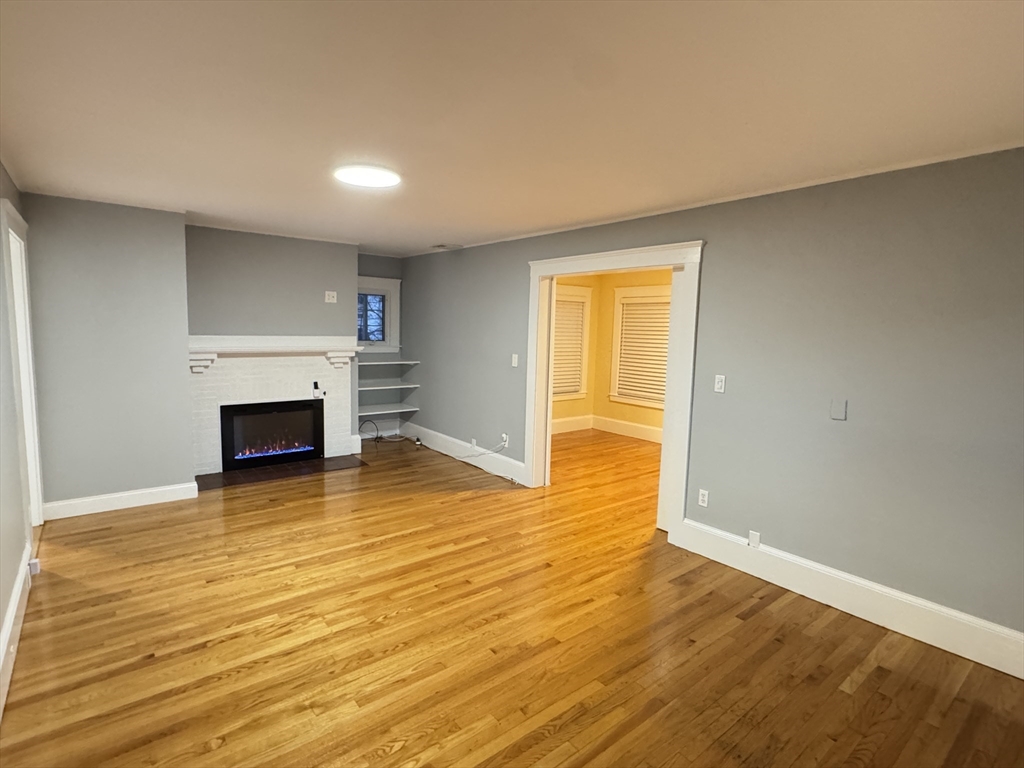 2075 Beacon St # 2075