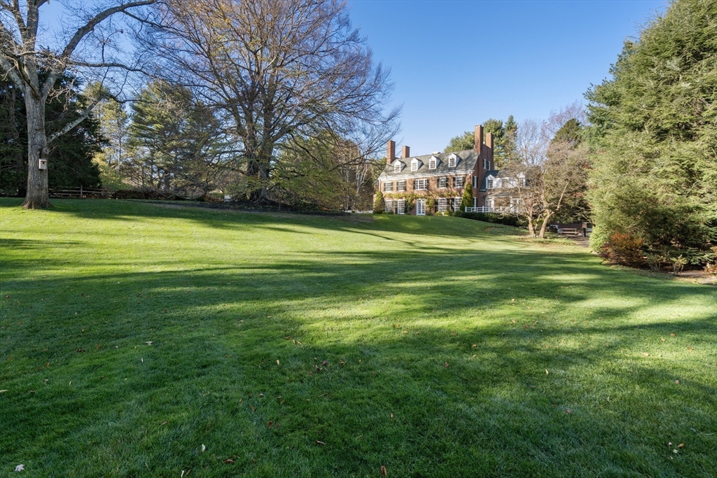 71 Sears Rd
