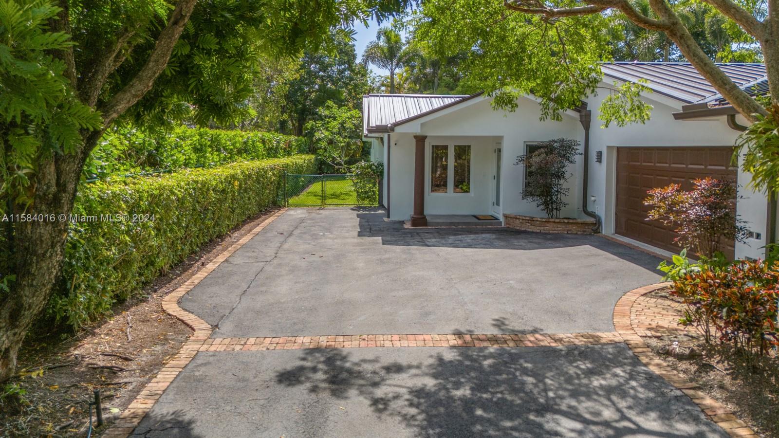 11905 SW 73rd Ave