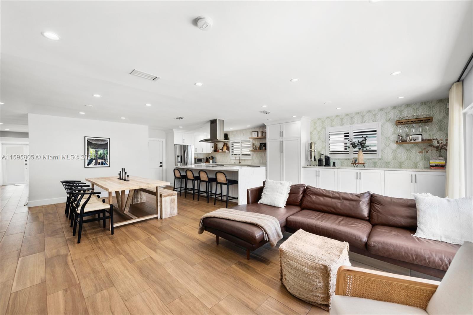2653 SW 25th Ter