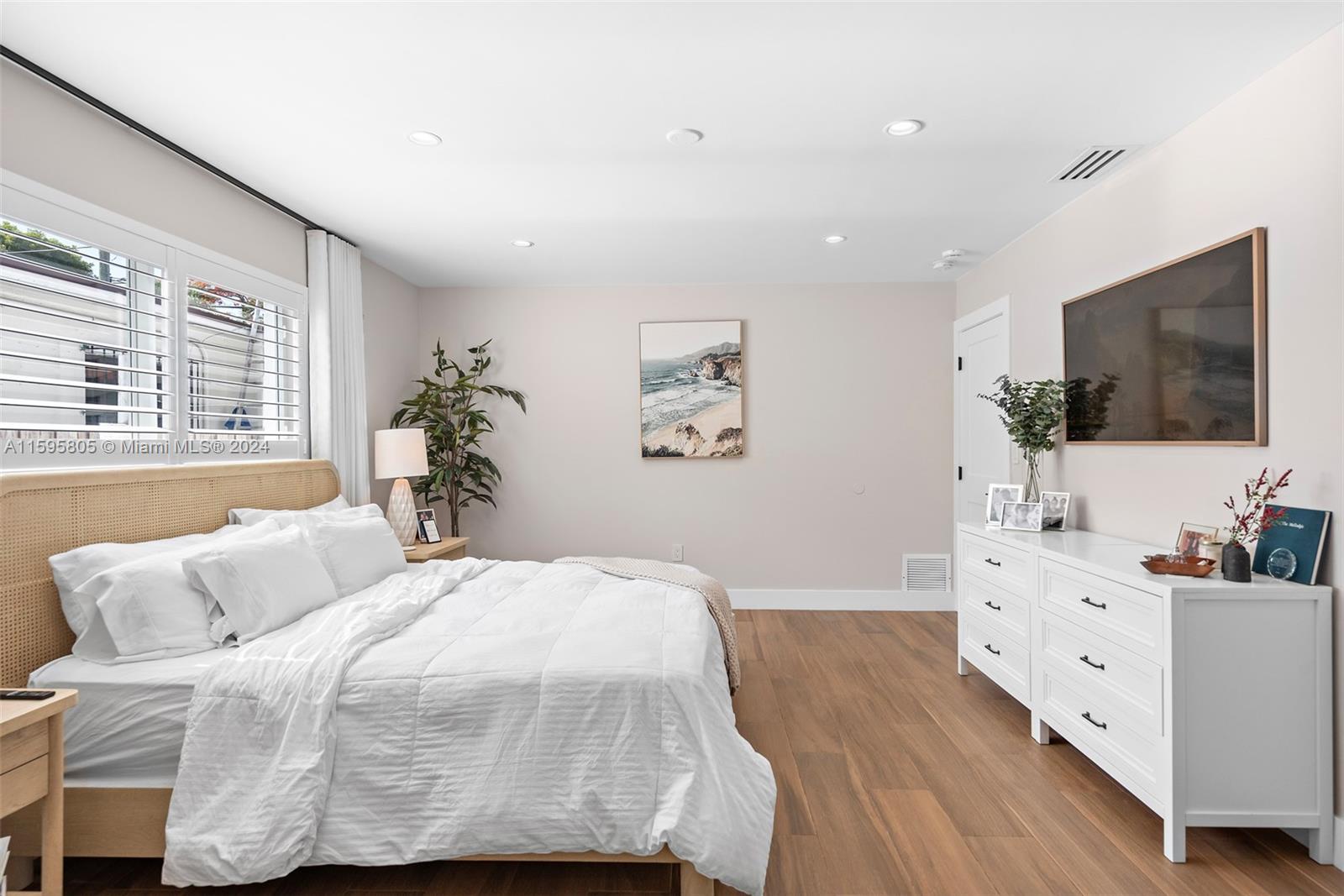 2653 SW 25th Ter