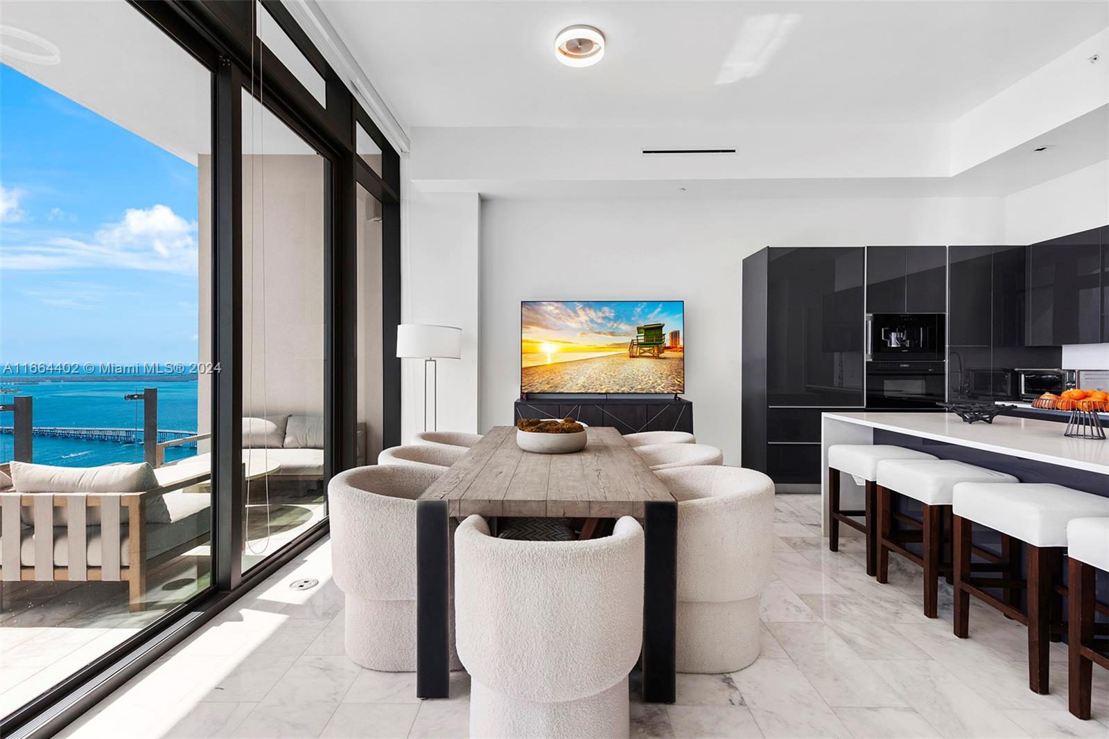 1451 Brickell Ave # 5201