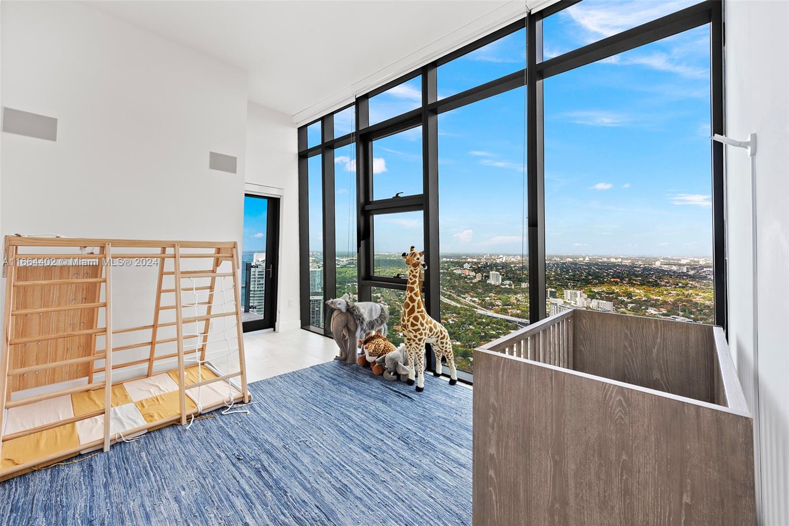 1451 Brickell Ave # 5201