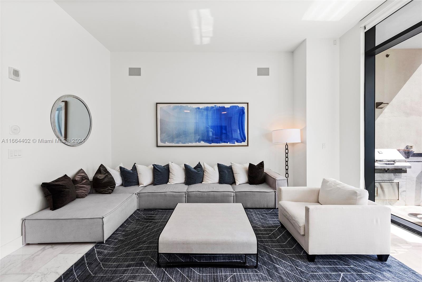 1451 Brickell Ave # 5201