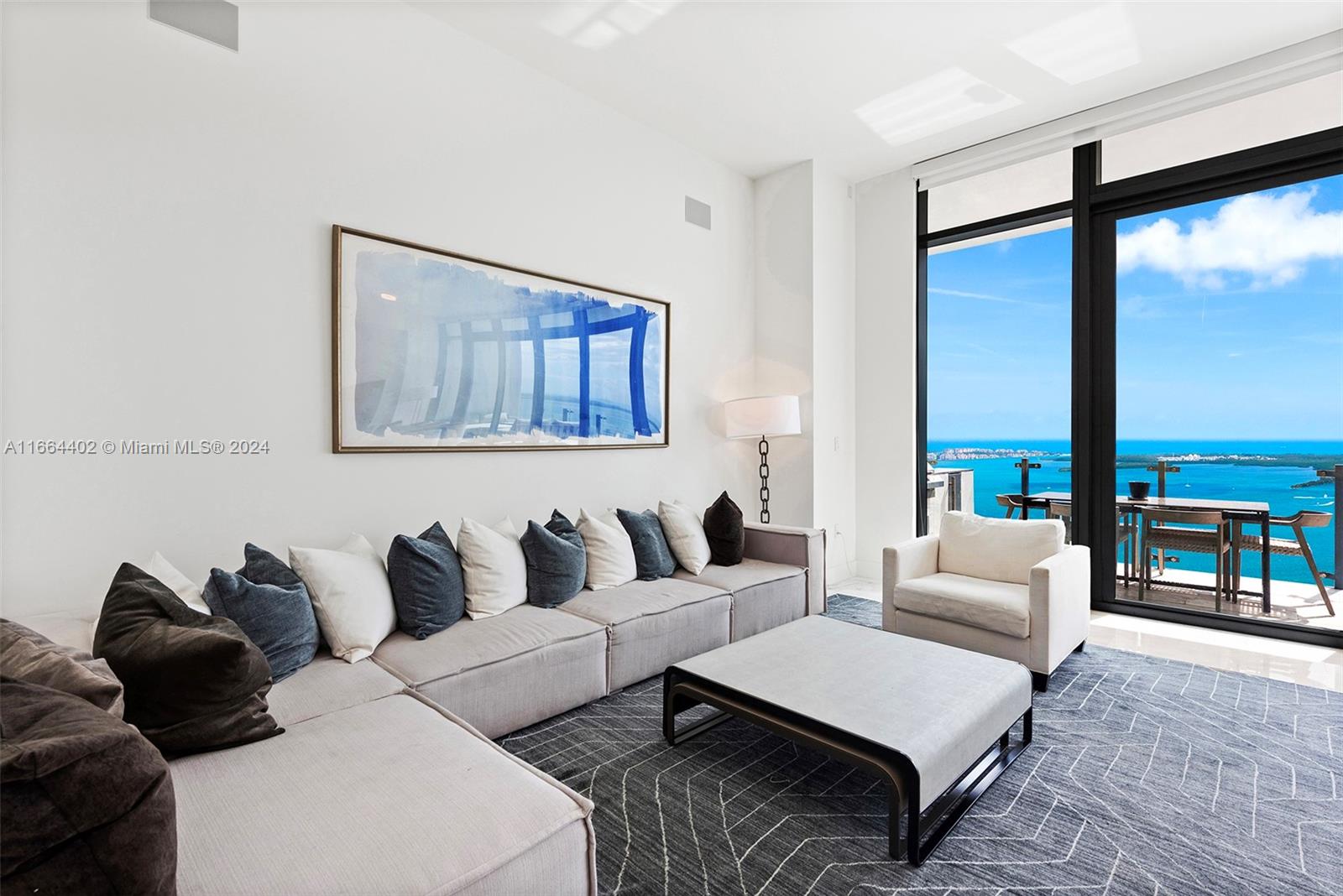 1451 Brickell Ave # 5201