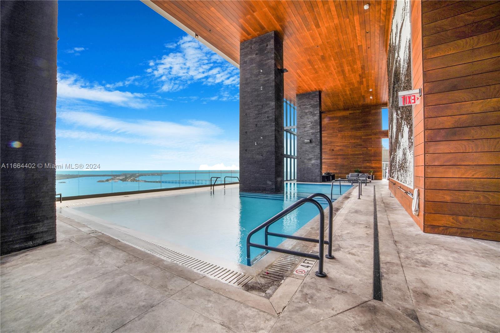 1451 Brickell Ave # 5201