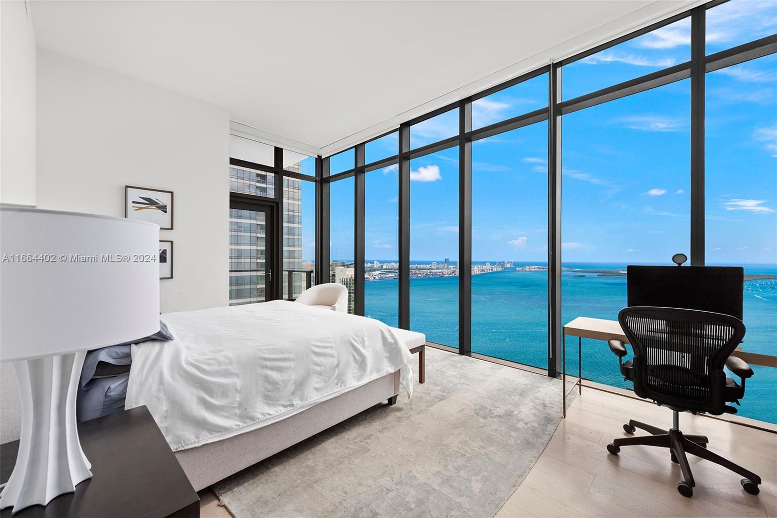 1451 Brickell Ave # 5201