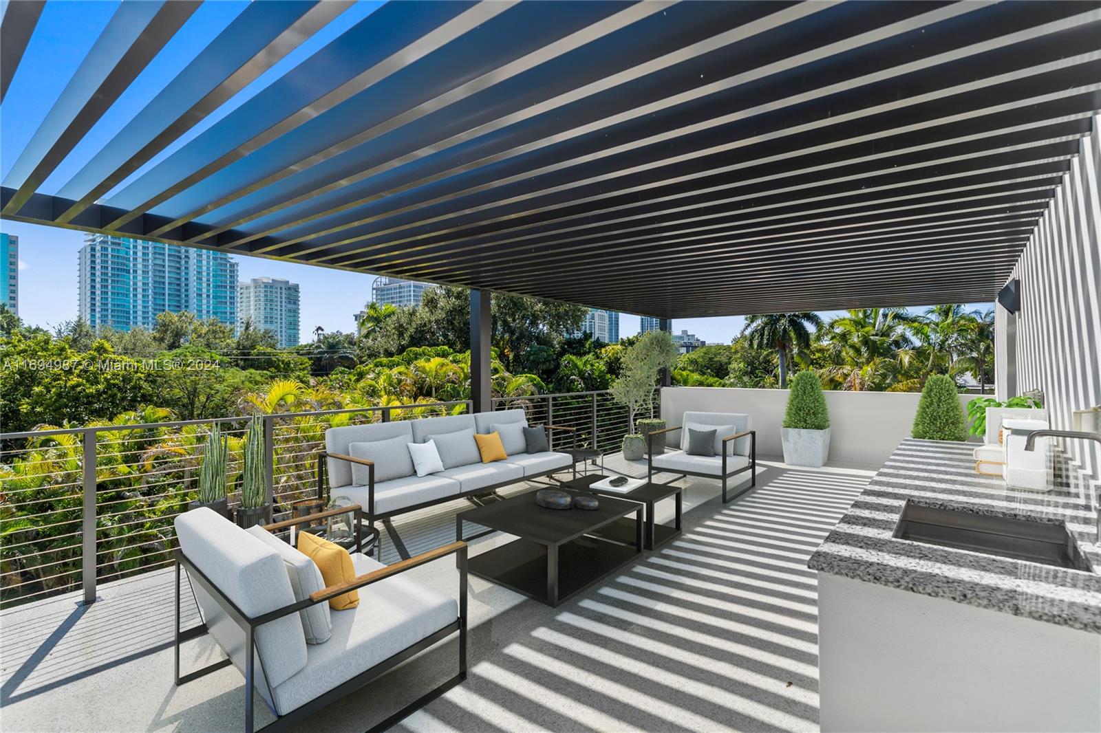 3026 Aviation Ave # 2