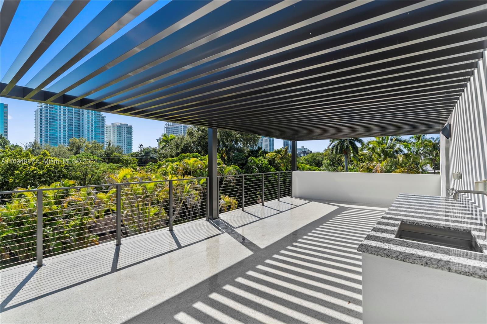 3026 Aviation Ave # 2