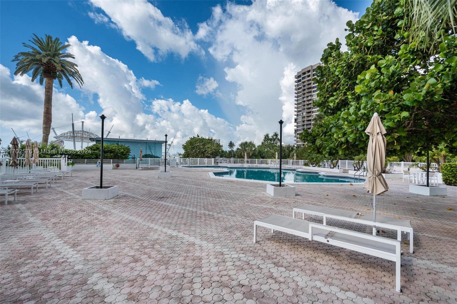 11111 Biscayne Blvd # 15H