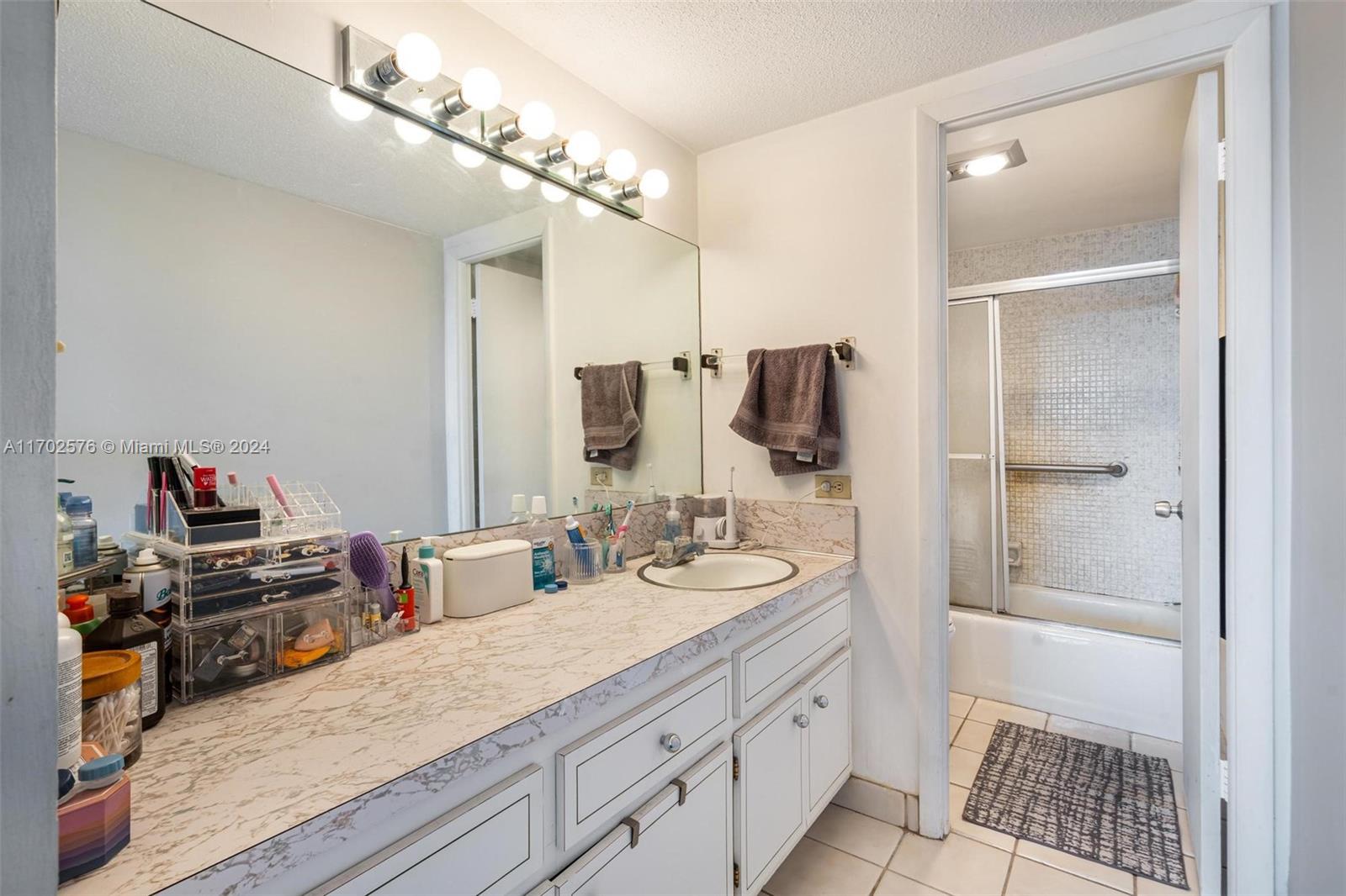 11111 Biscayne Blvd # 15H