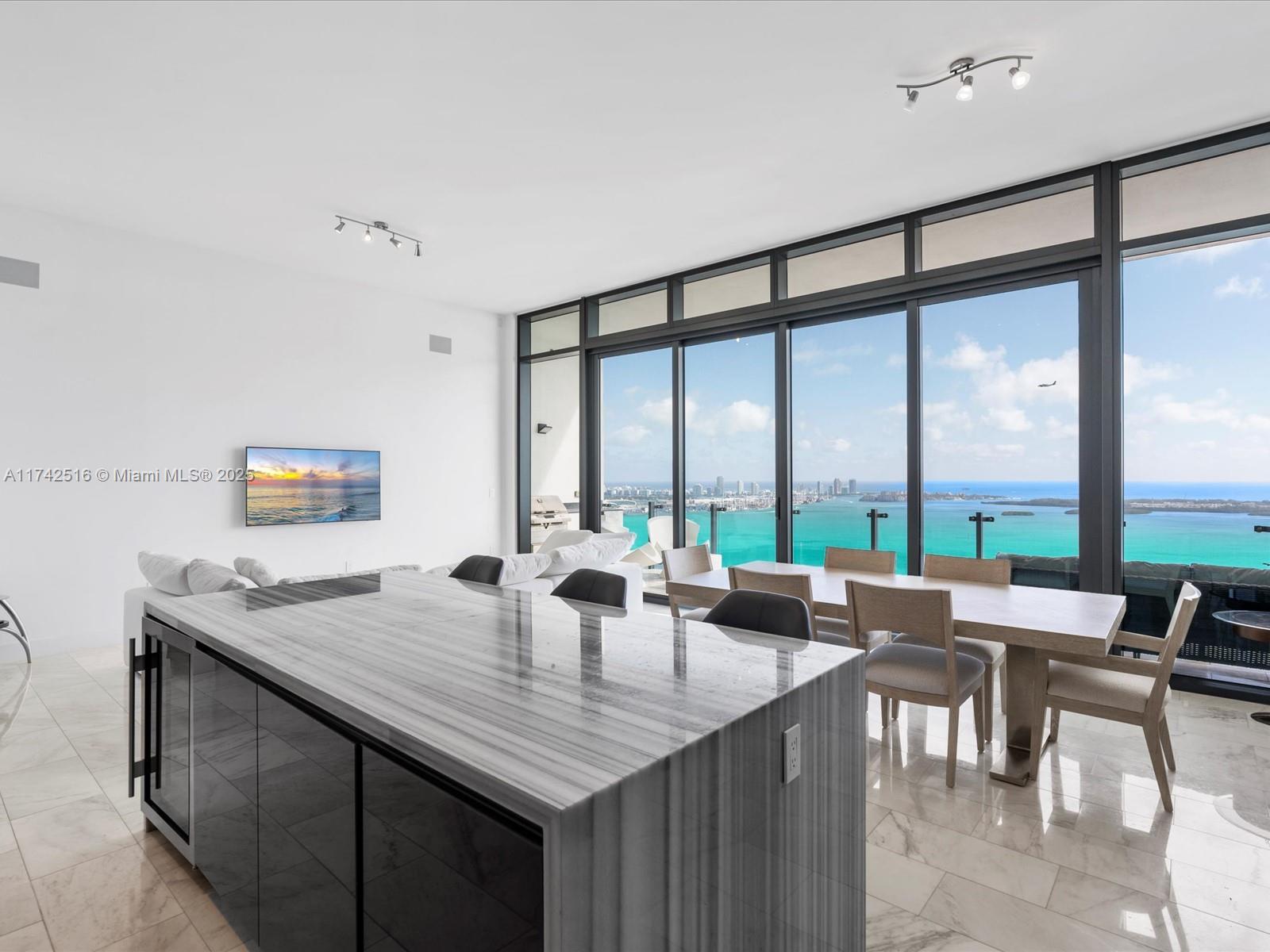 1451 Brickell Ave # 5101