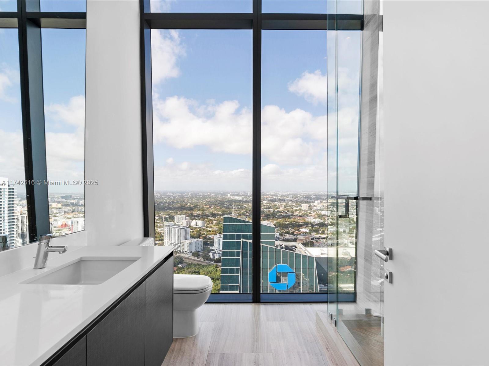 1451 Brickell Ave # 5101
