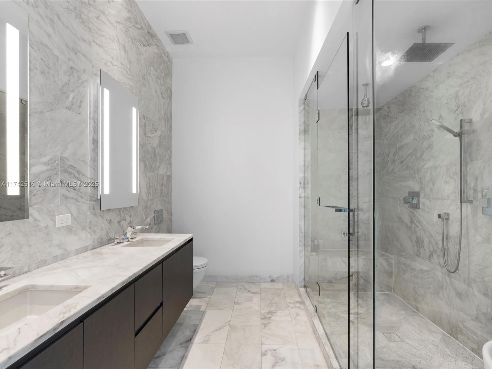 1451 Brickell Ave # 5101