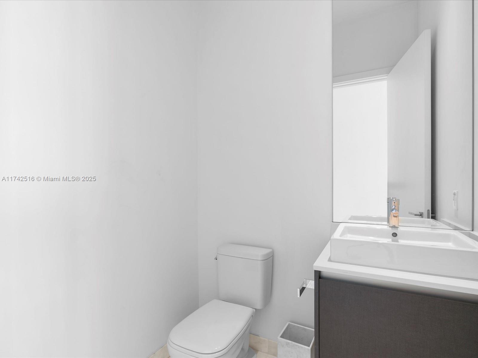 1451 Brickell Ave # 5101