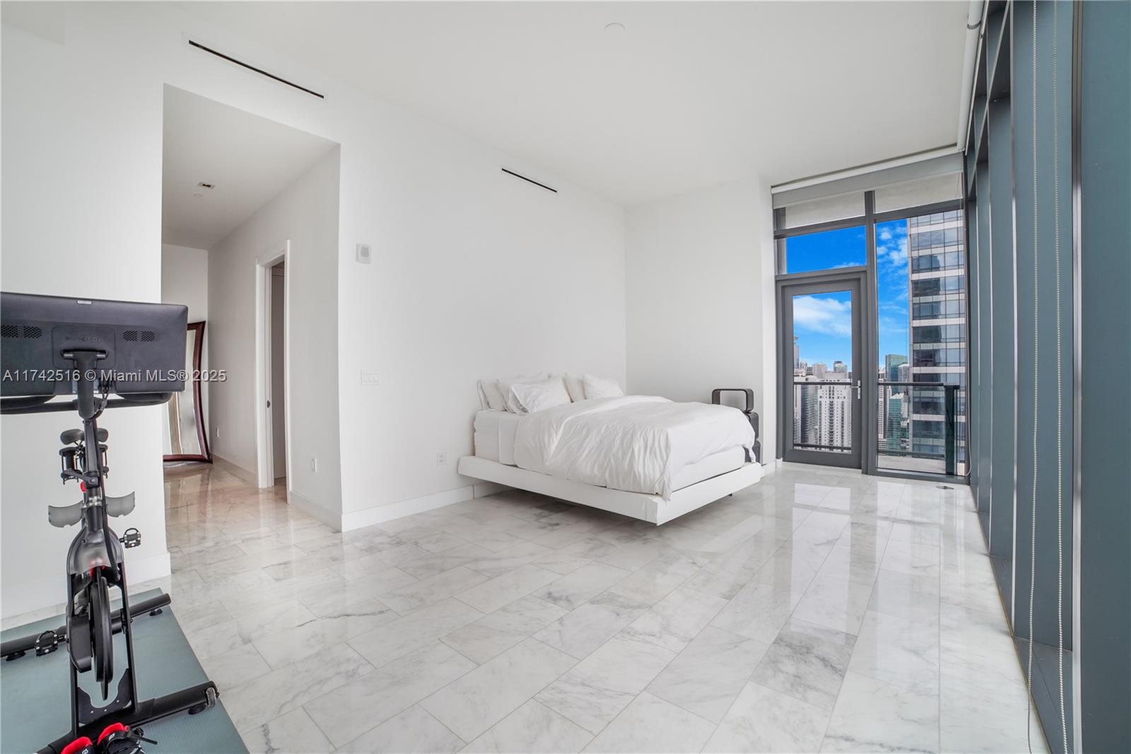 1451 Brickell Ave # 5101