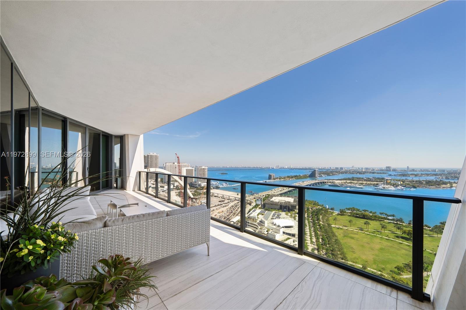 1000 Biscayne Blvd # 3201