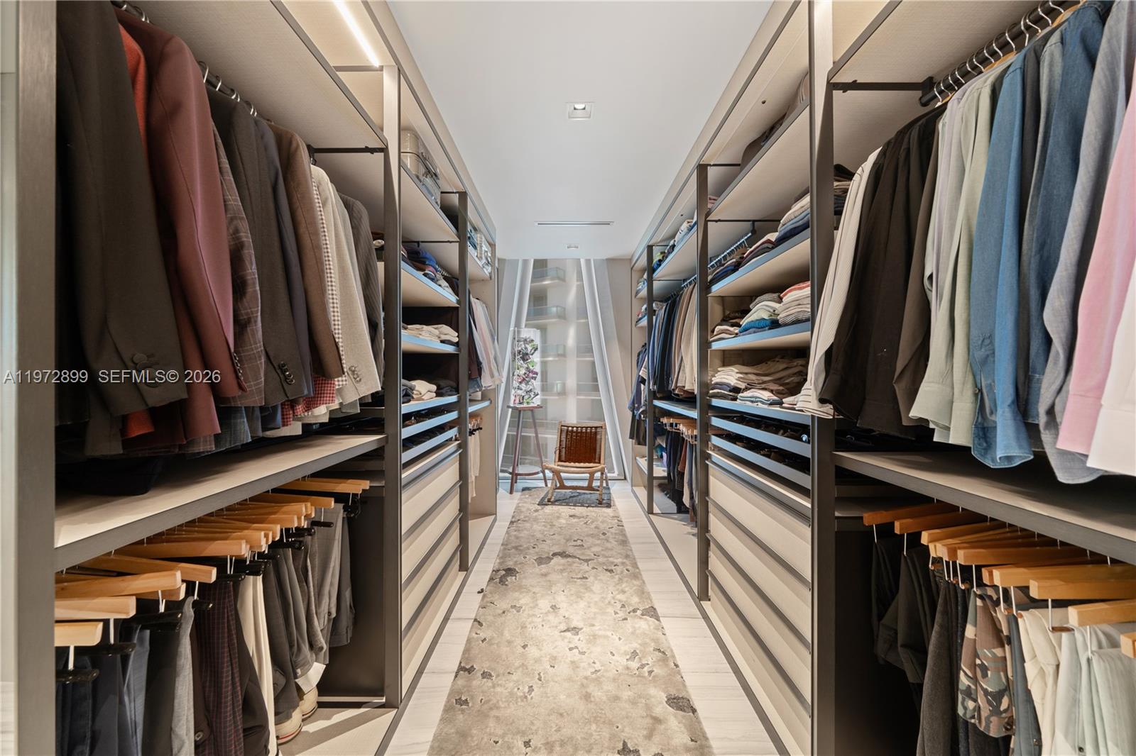 1000 Biscayne Blvd # 3201