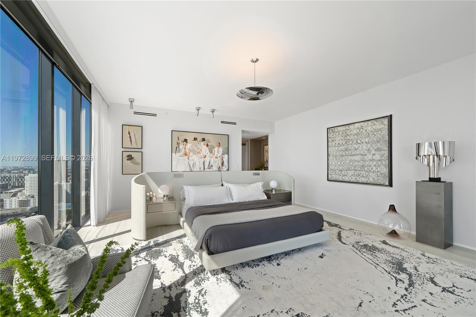 1000 Biscayne Blvd # 3201