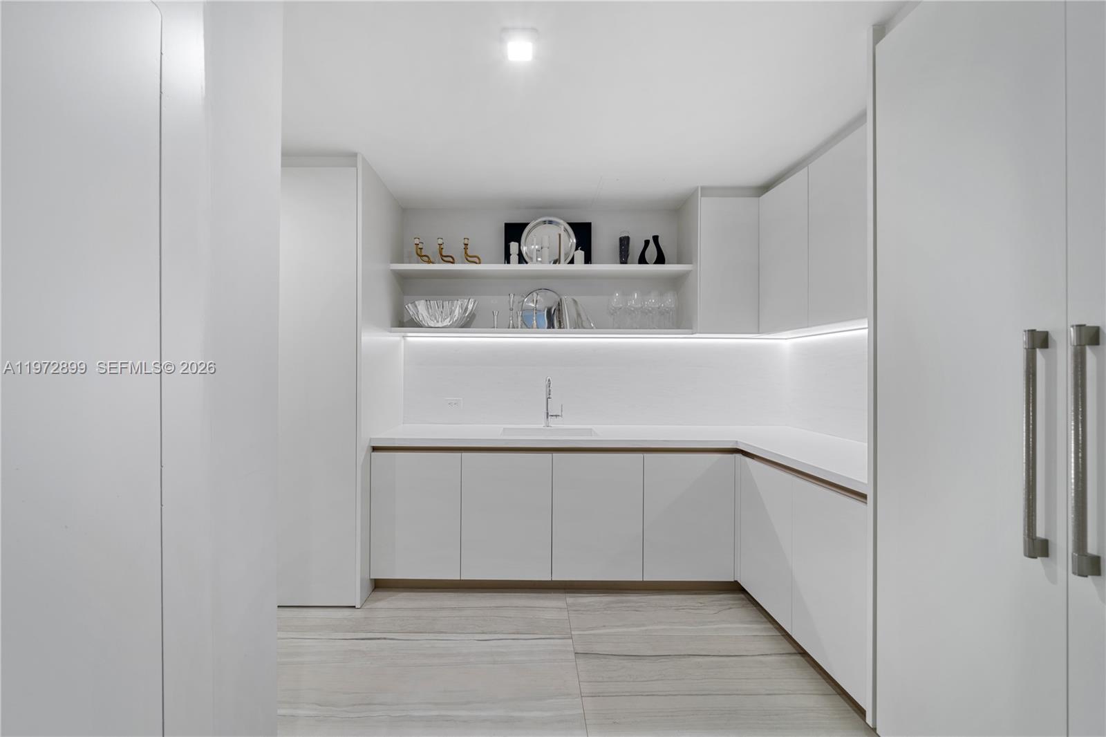 1000 Biscayne Blvd # 3201