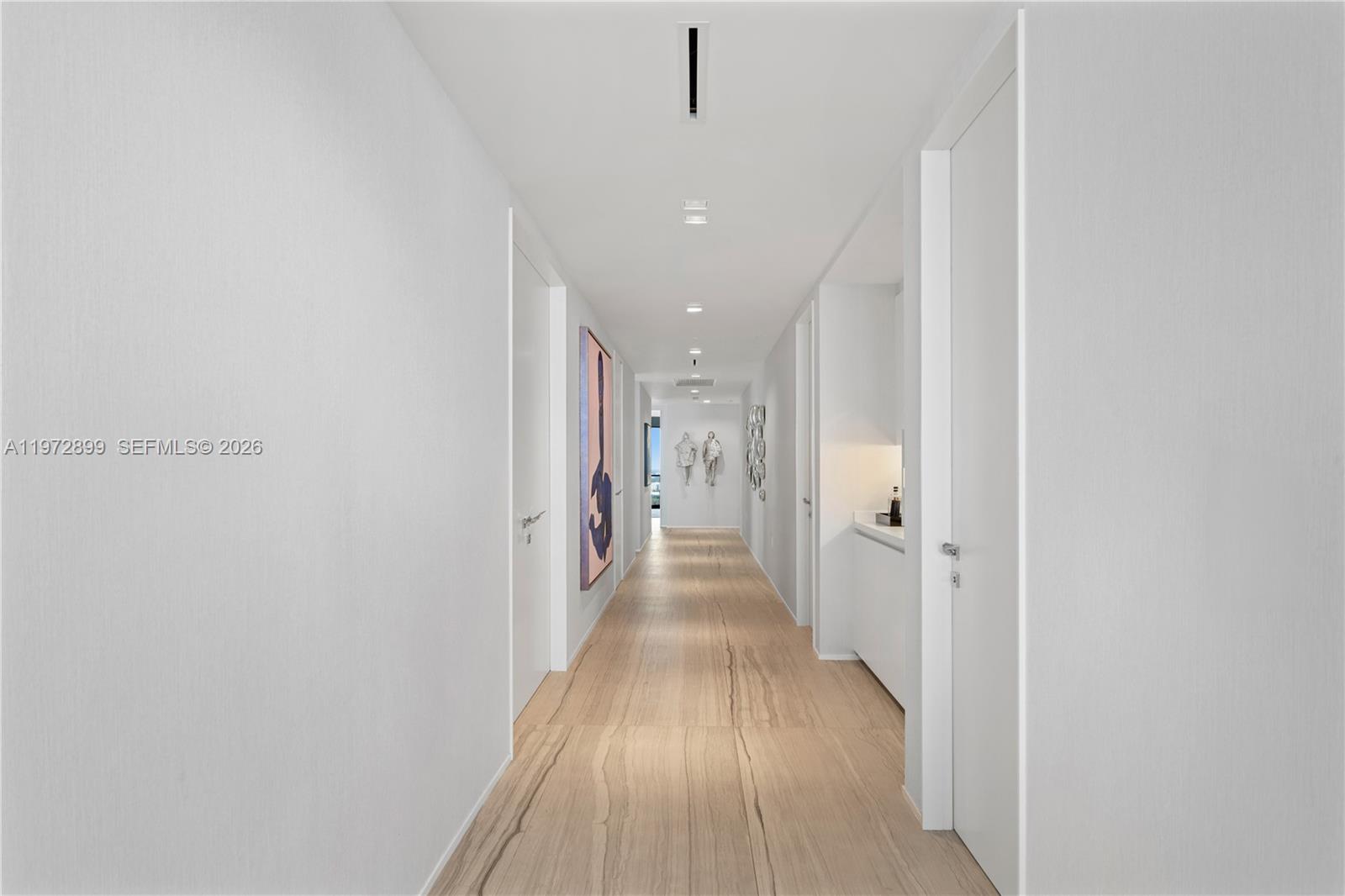 1000 Biscayne Blvd # 3201