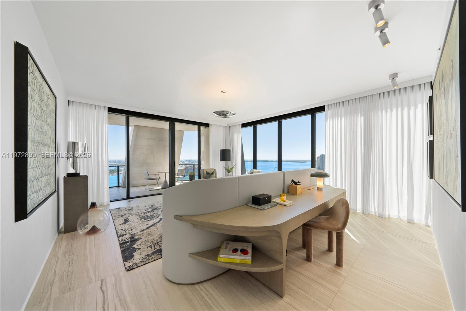 1000 Biscayne Blvd # 3201