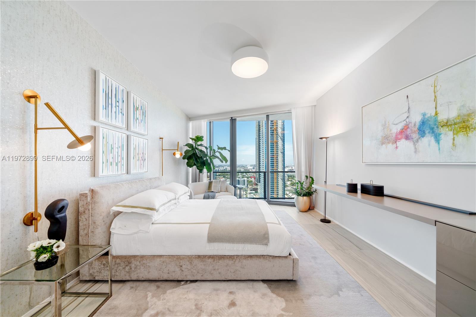 1000 Biscayne Blvd # 3201