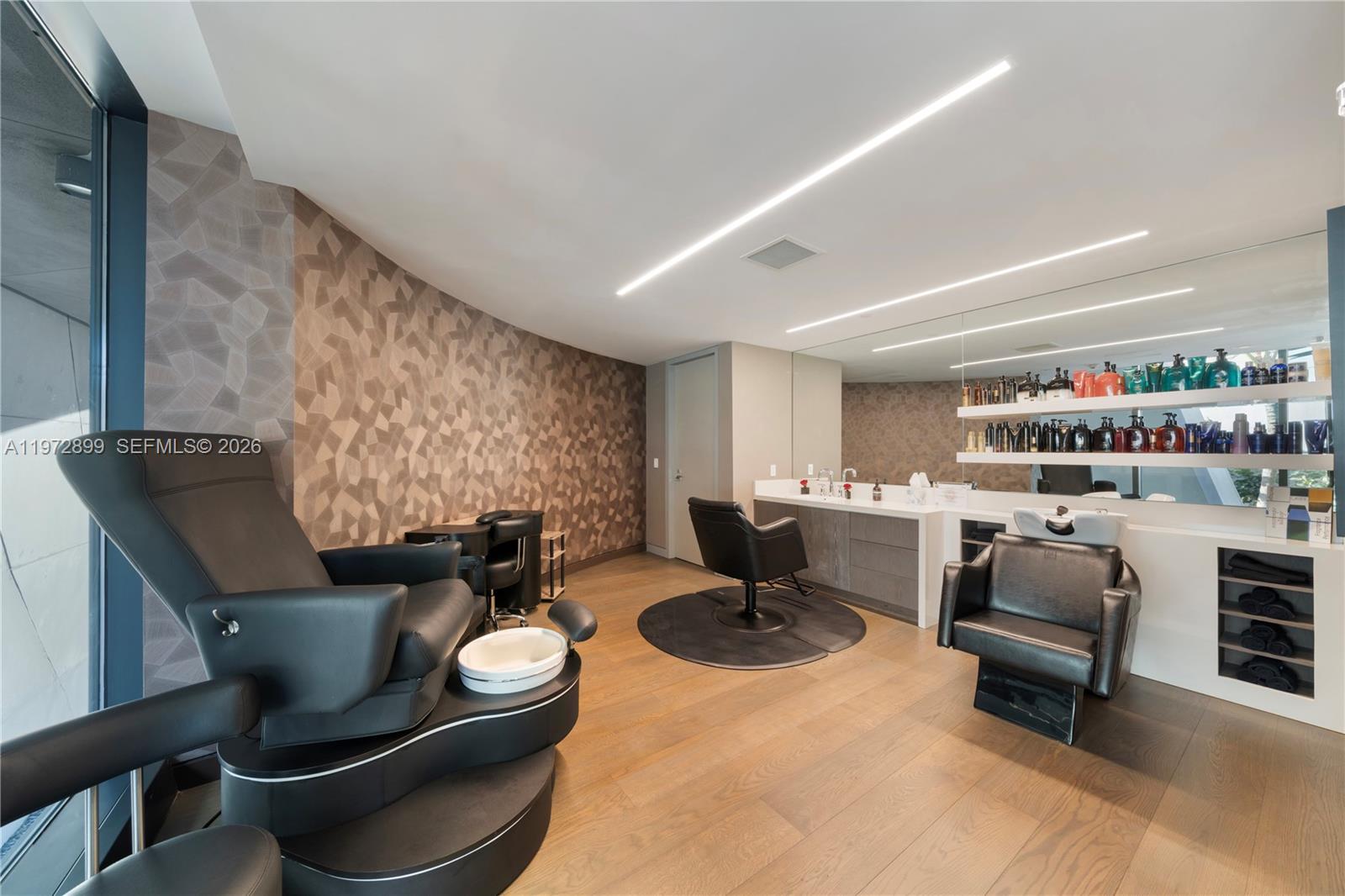 1000 Biscayne Blvd # 3201