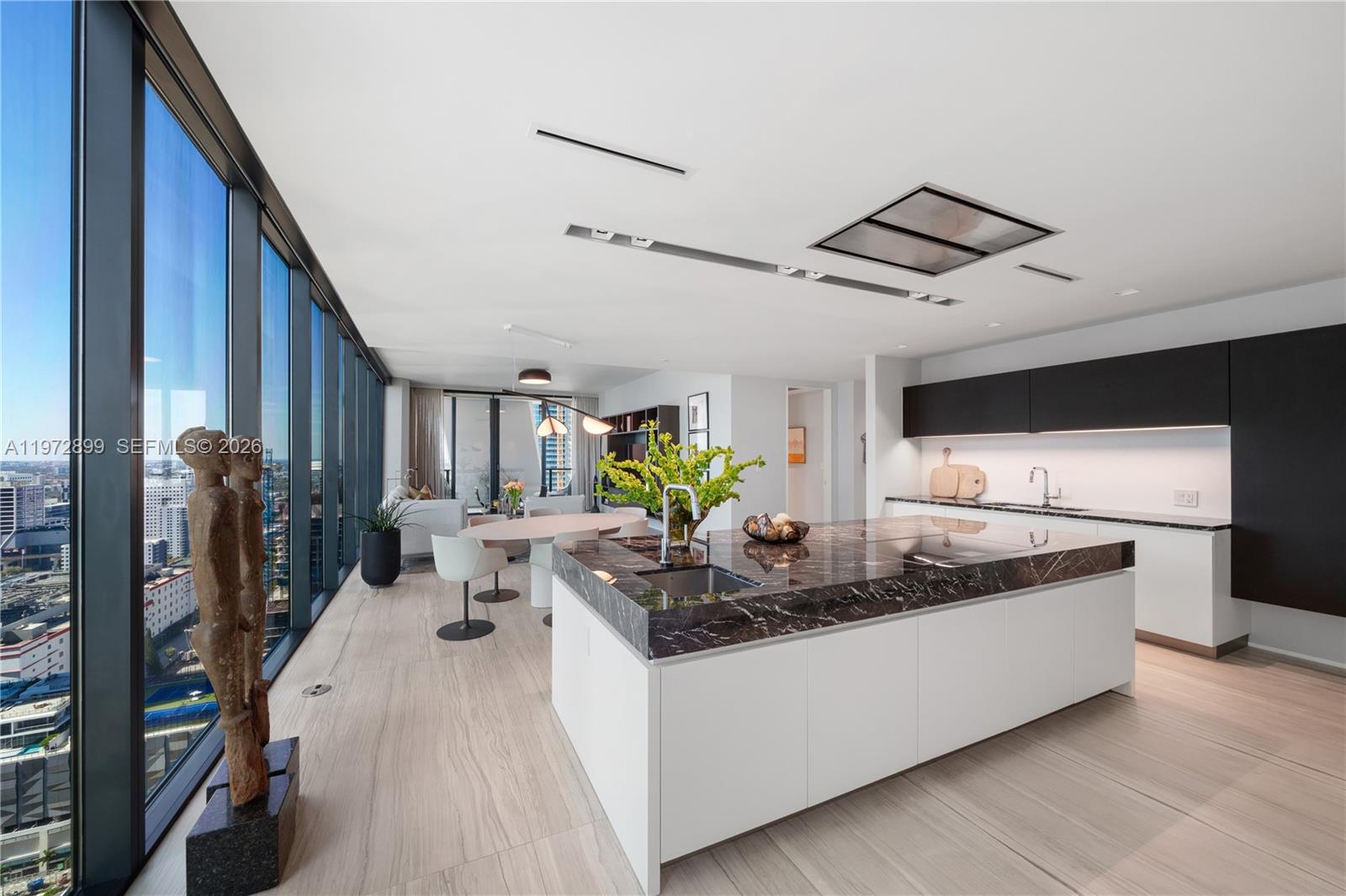 1000 Biscayne Blvd # 3201