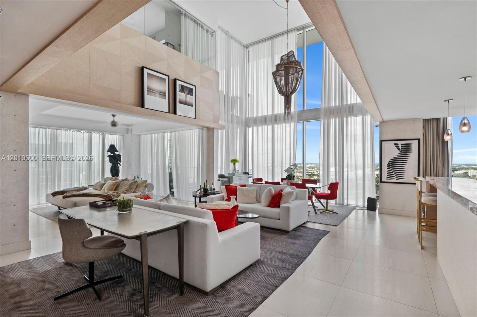 1040 Biscayne Blvd # 4607